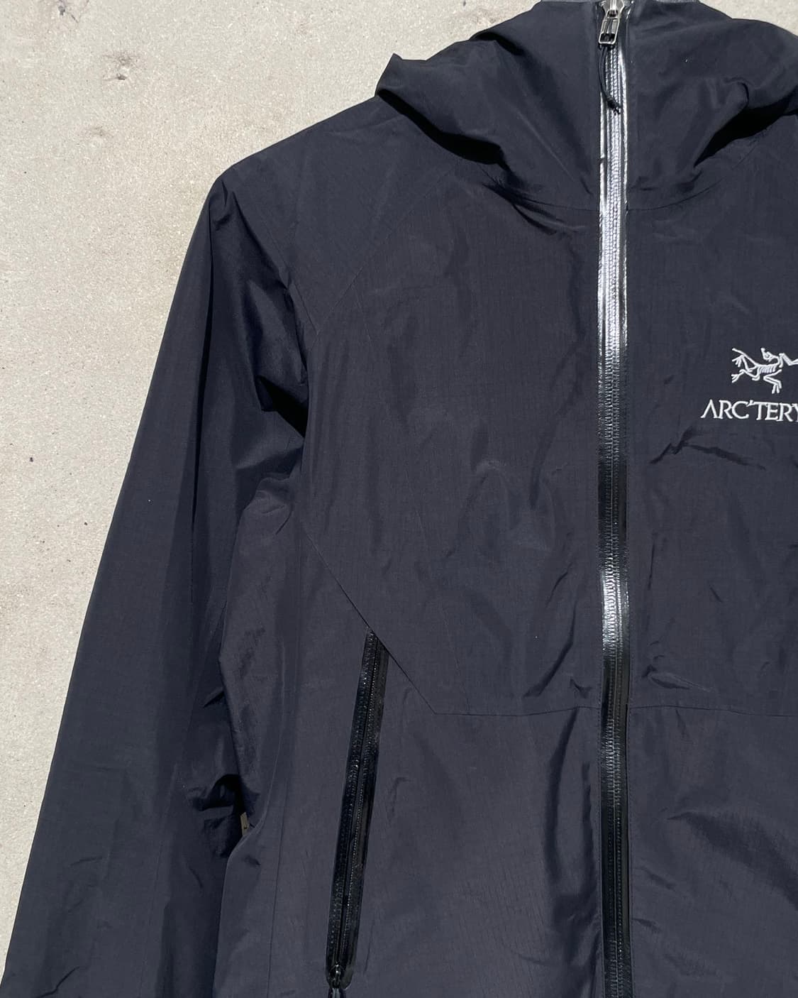 아크테릭스 우먼 고어텍스 나일론 윈드 브레이커 상품이미지2