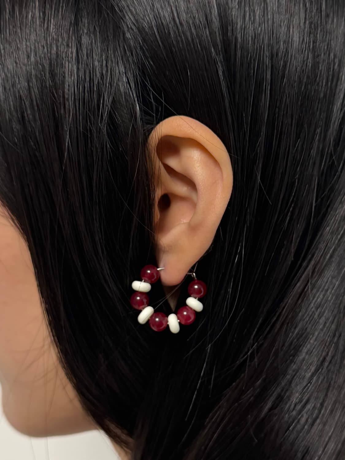 Berry Cream Hoop Earrings 상품이미지1