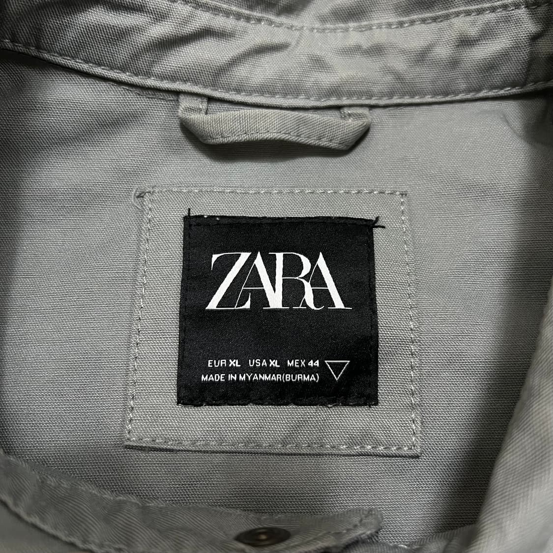 자라 오버사이즈 테크니컬 오버 트러커자켓 [그레이] XL/105 상품이미지4