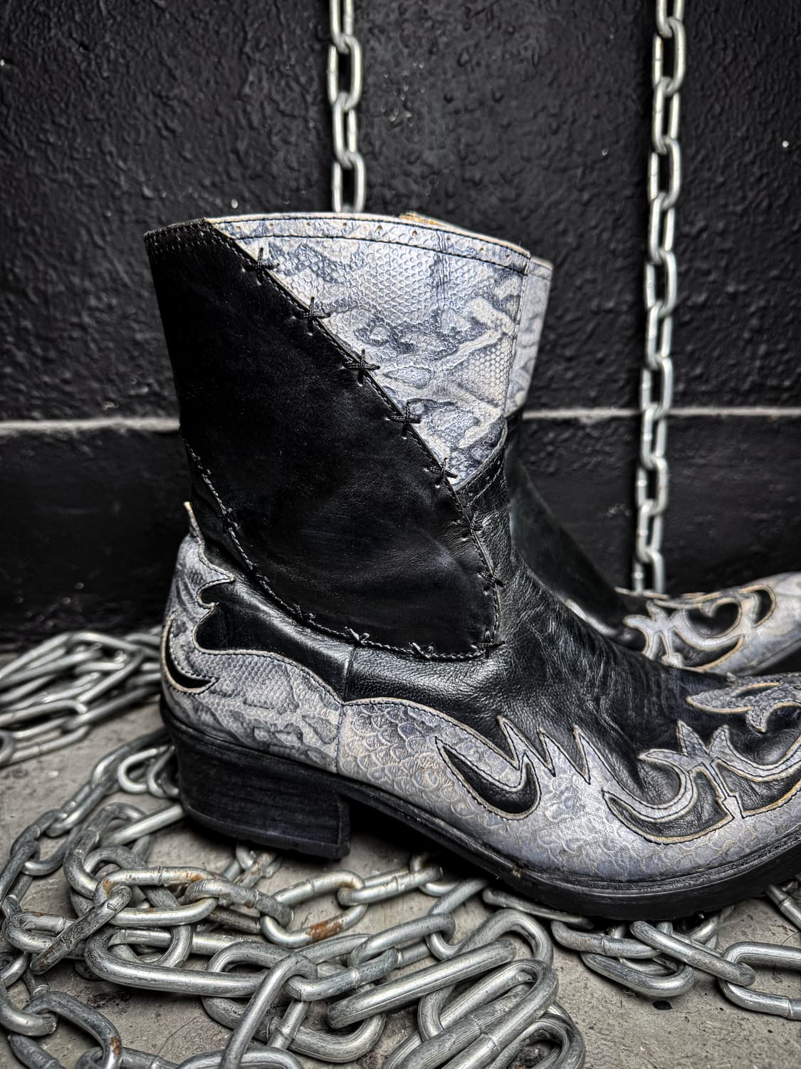 RED COVER – Western Tribal Leather Boots 상품이미지6