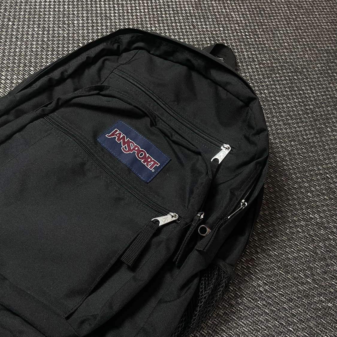 잔스포츠 JANSPORT 블랙 백팩 상품이미지3