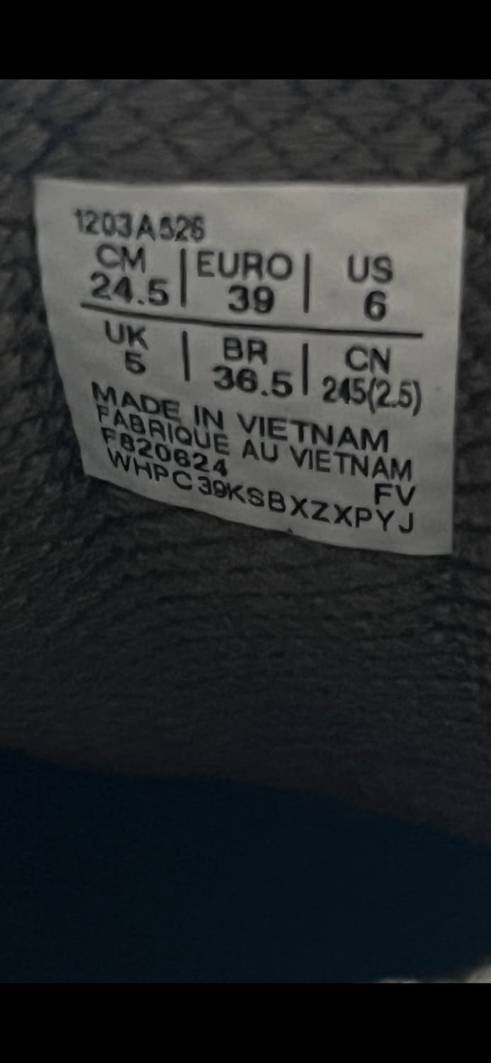 세실리에반센 아식스 젤터레인 245cm 상품이미지7