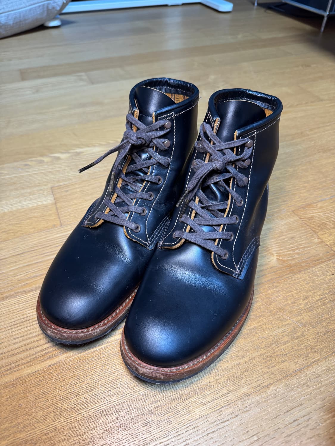 레드윙 플랫박스 9060 260 8D 상품이미지1