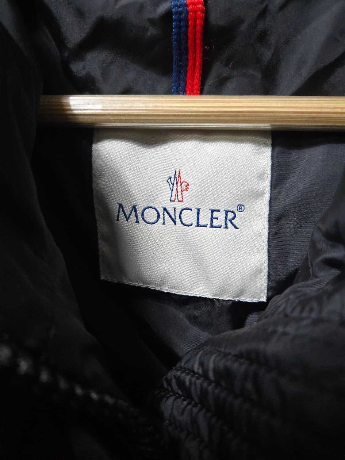 몽클레어 백화점판 프라곤(아프로티) 라쿤털 패딩 사이즈 2( 66) 상품이미지3