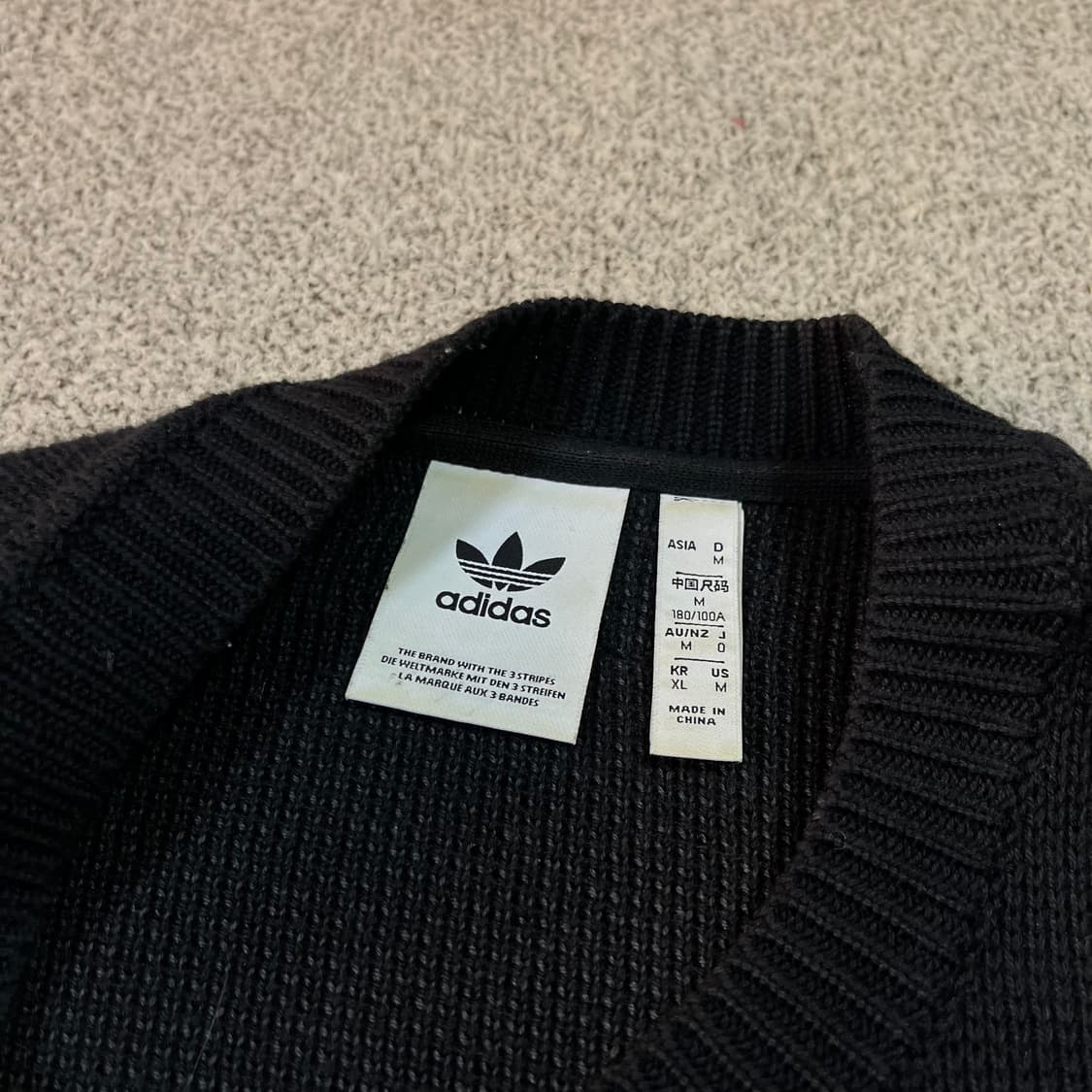 아디다스 빅로고 니트 상품이미지3