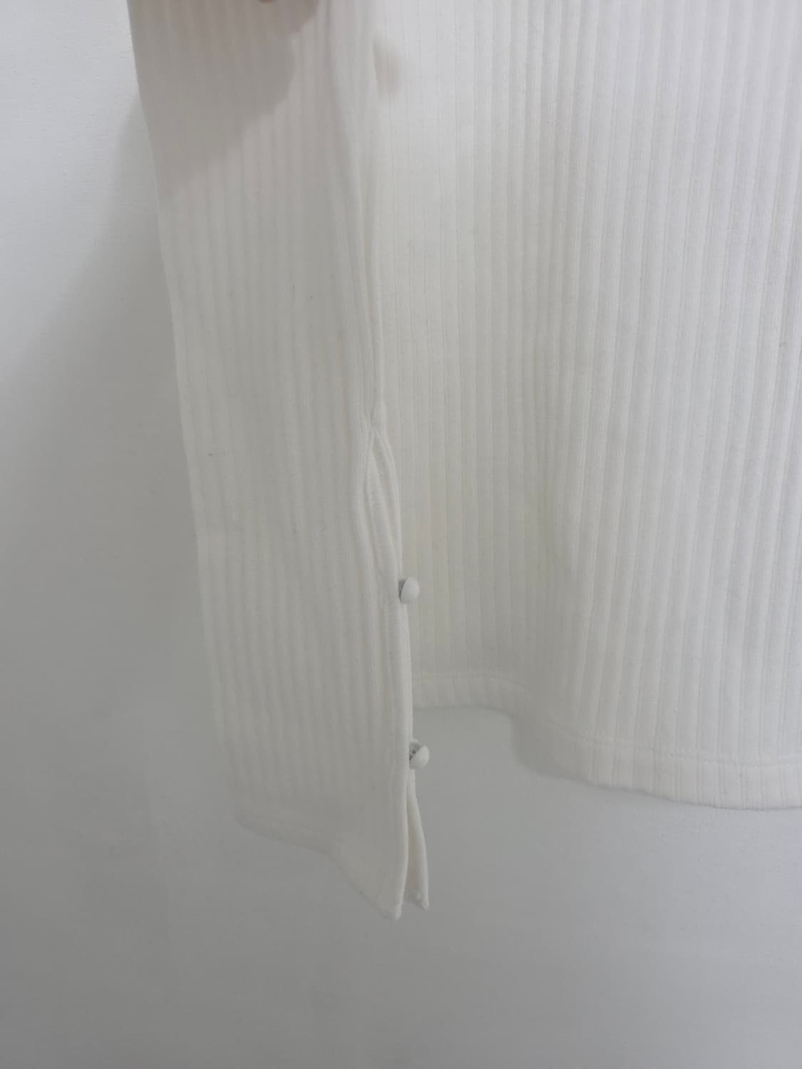 한섬 SJYP 아이보리 골지 티셔츠 슬림핏S 상품이미지2