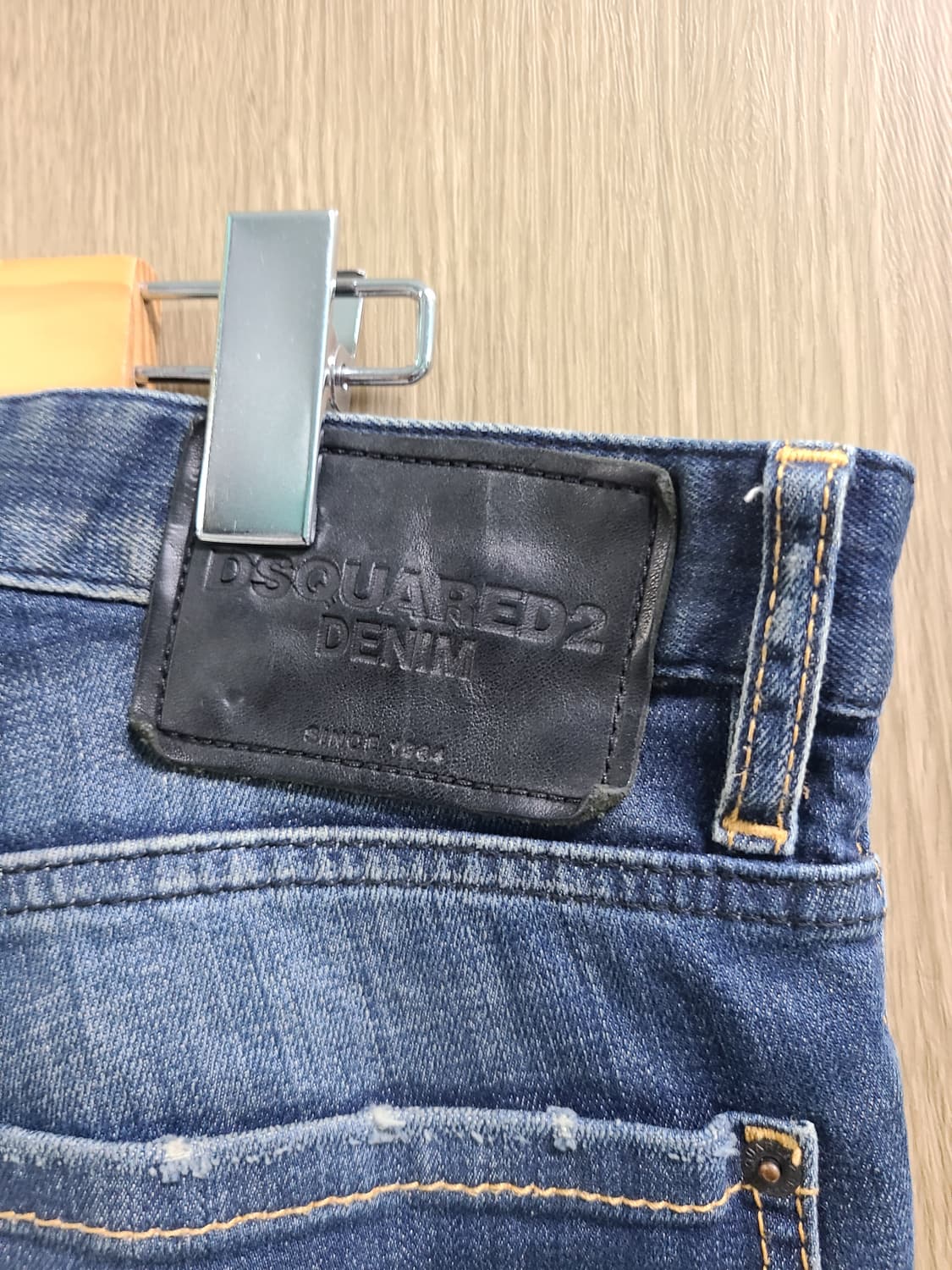 디스퀘어드2 로우라이즈 워싱진 48 상품이미지6