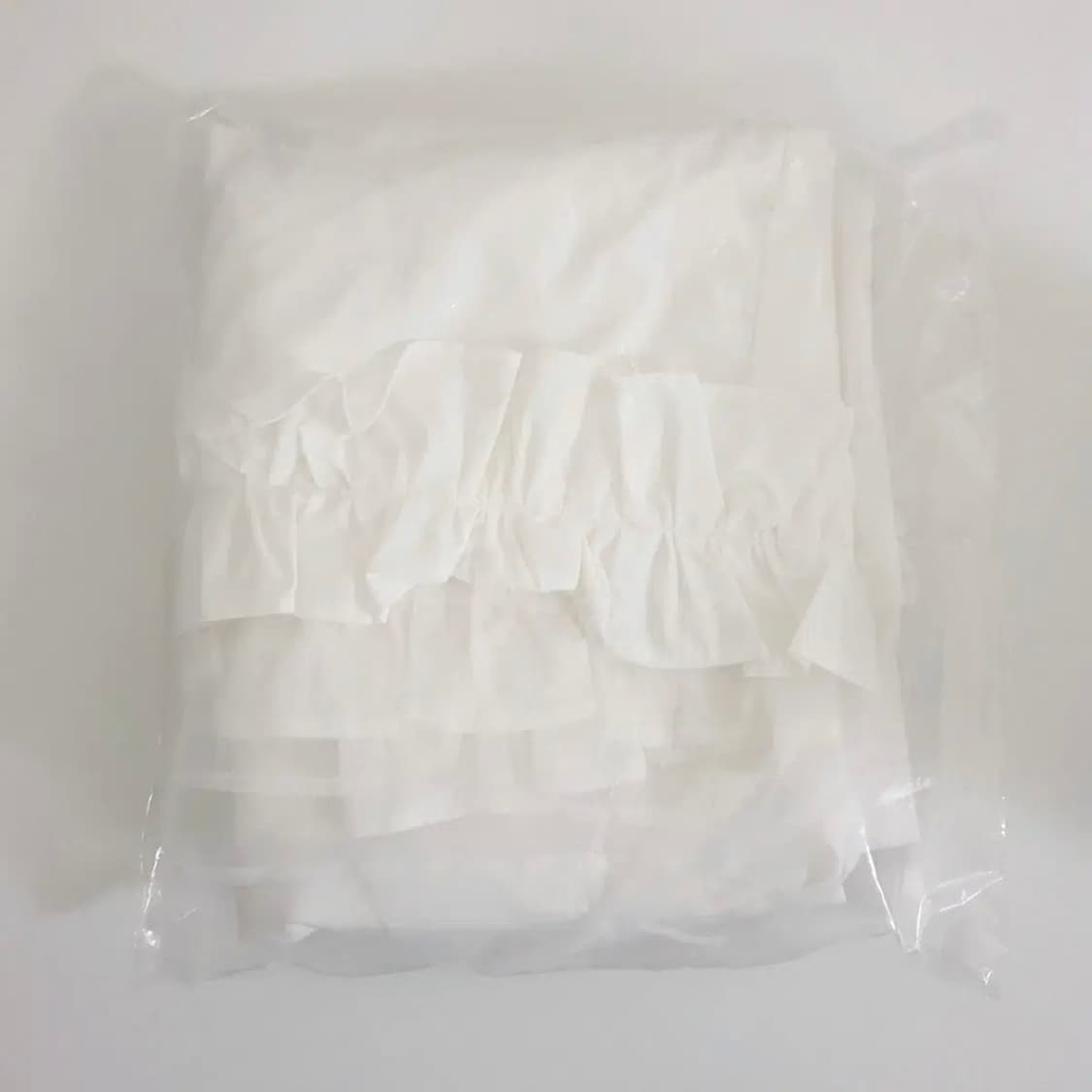 피에브레 frill dolman blouse 화이트 프릴 돌만 블라우스 상품이미지2