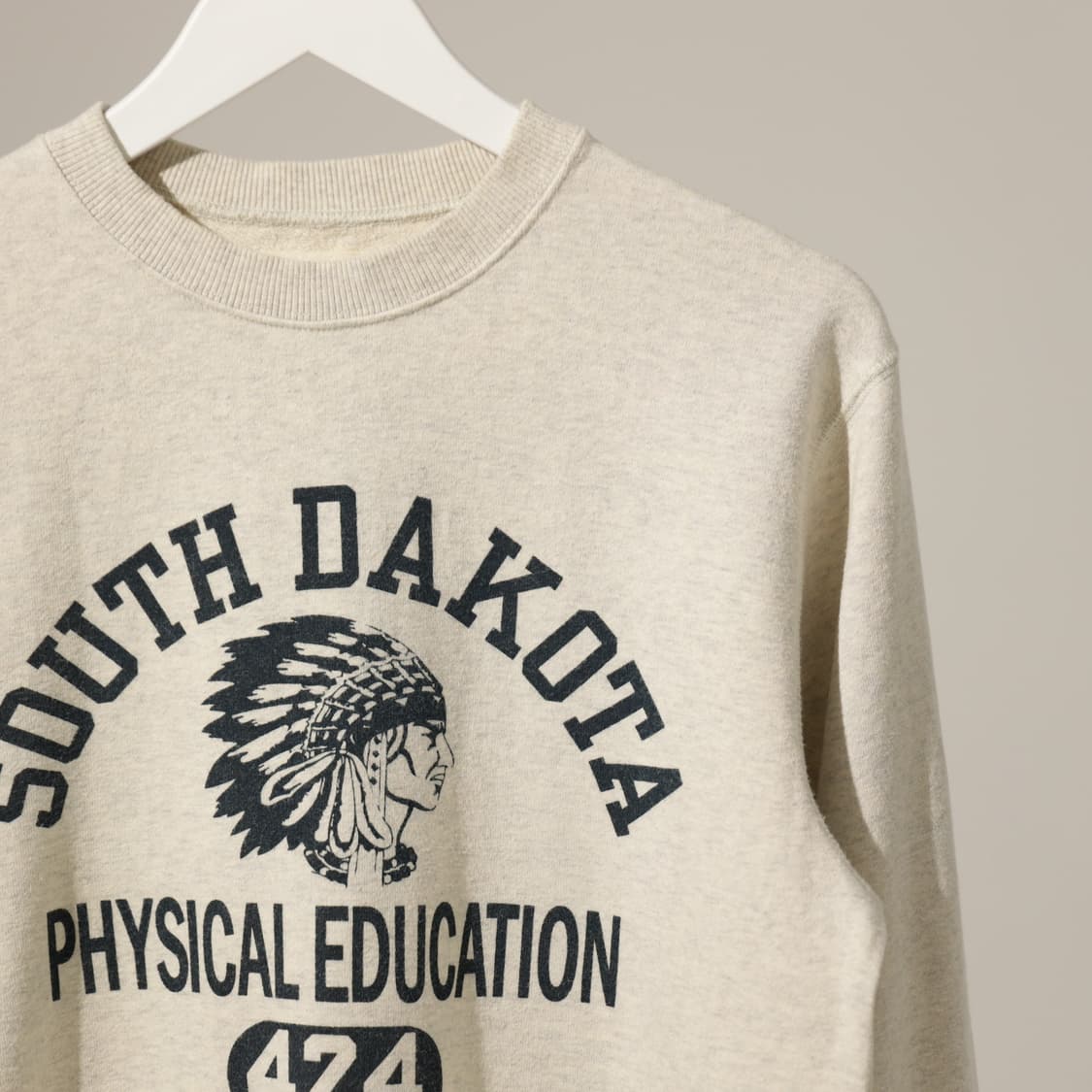 챔피온 그래픽 맨투맨 스웻 상품이미지1