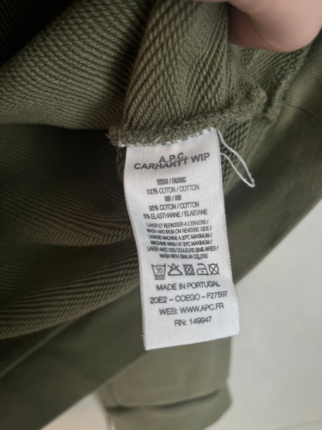 칼하트XA.P.C 콜라보 맨투맨 카키 [M] 상품이미지5