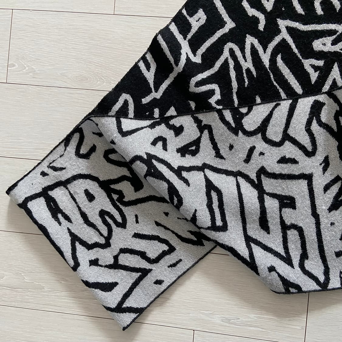 [OS] 퍼킹어썸 리버시블 머플러 상품이미지1