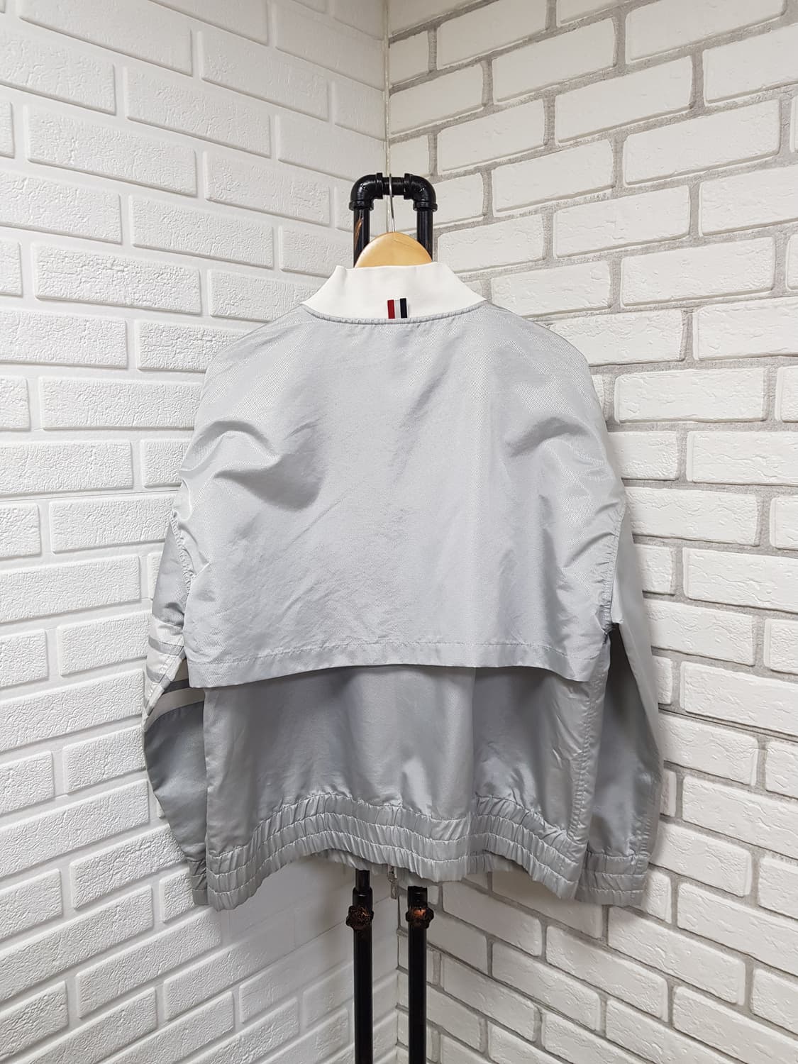 [2/100~105/정품] 톰브라운 4바 봄버자켓 상품이미지10