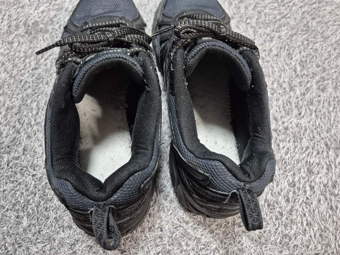 뉴발란스 410v5 트리플블랙 265 상품이미지9