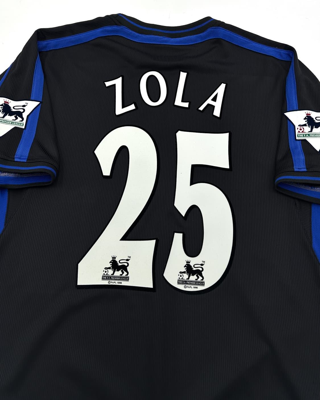 엄브로 02-04 첼시 어웨이 리그킷 지안프랑코 졸라 상품이미지1