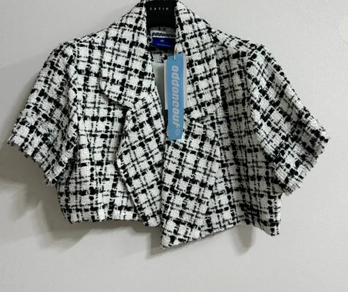 [새상품] 오드원아웃 트위드 투톤 셋업 크롭 자켓&치마 바지 상품이미지2