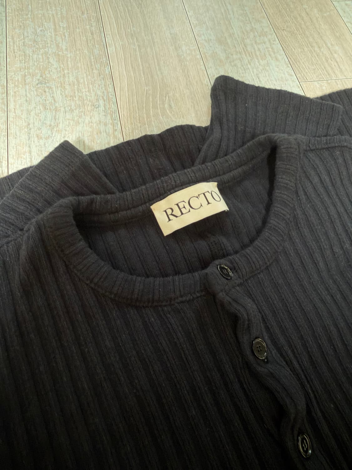 렉토 자카드 헨리넥 판매합니다 상품이미지2