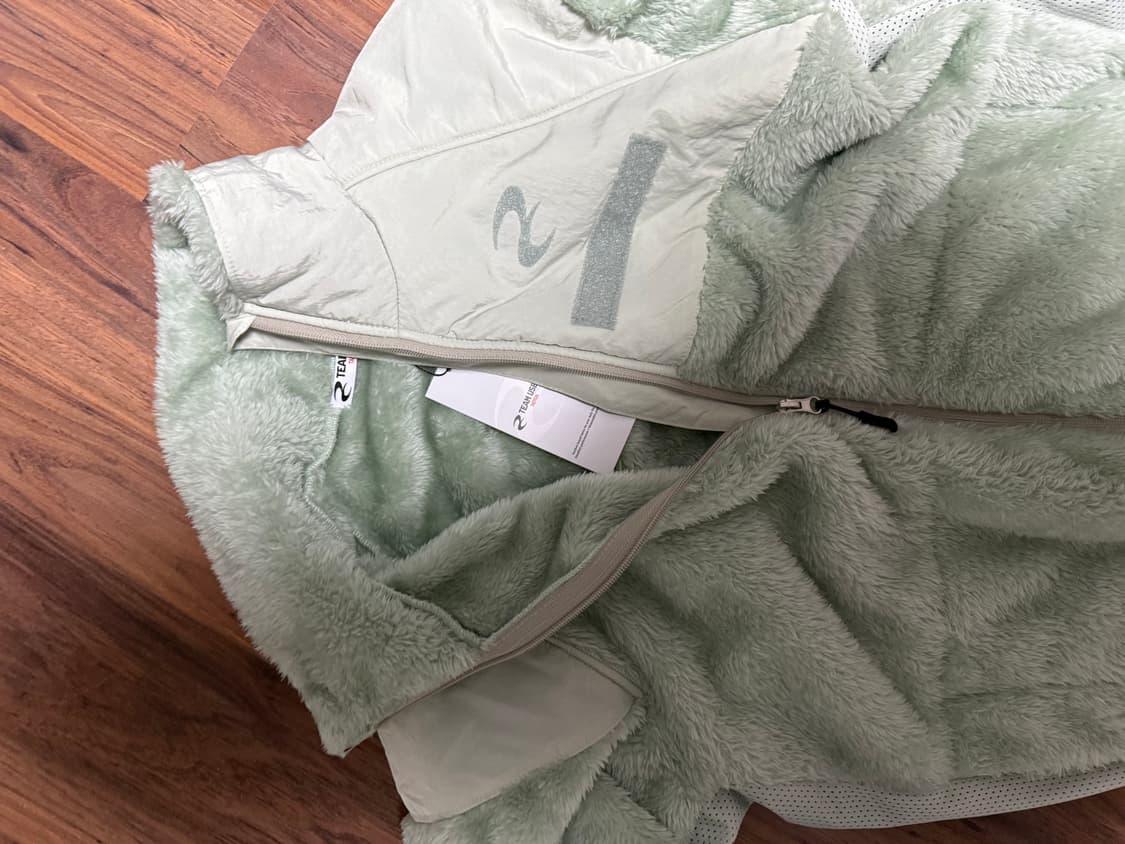 팀유즈 후리스 팝니다 상품이미지2