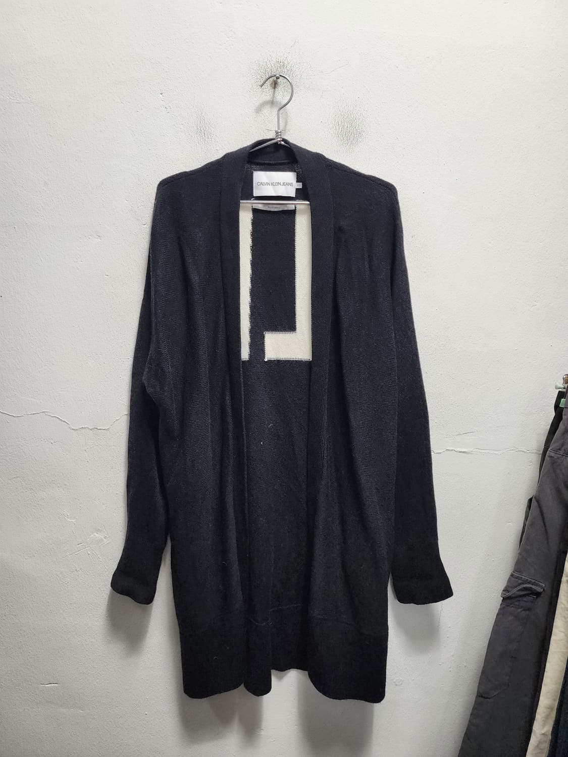 캘빈클라인 wool 블랙 로고 롱 가디건 상품이미지2