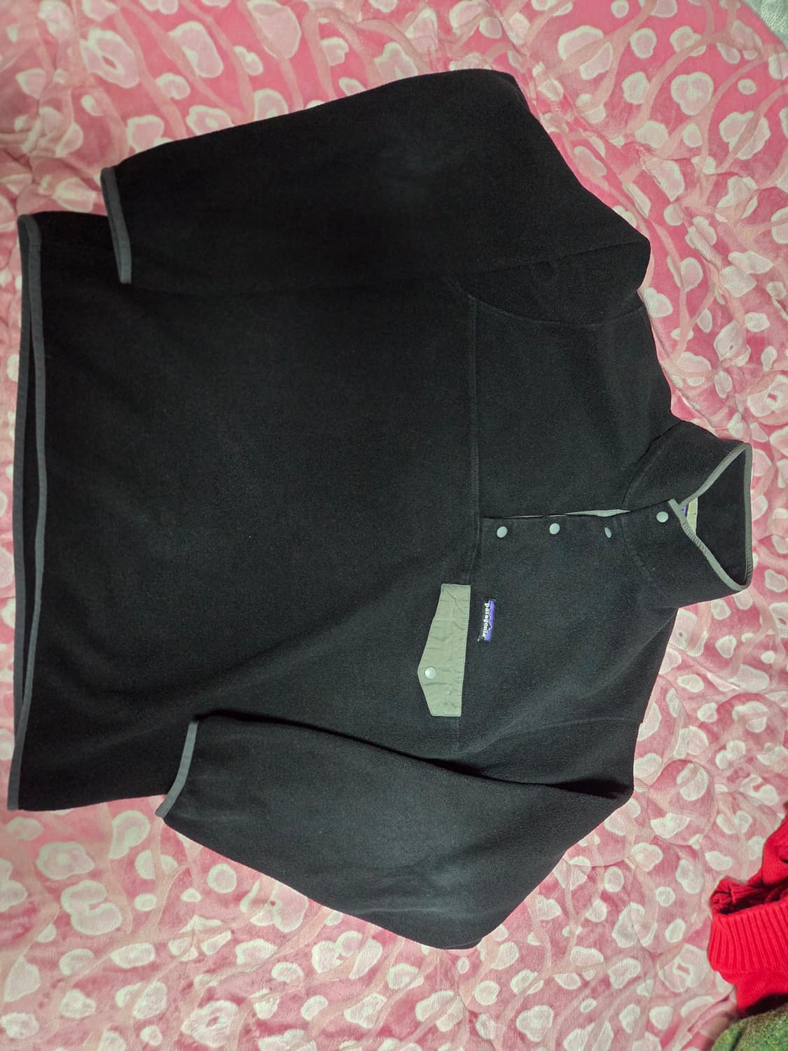 파타고니아 신칠라 포지그레이 블랙 l팝니다 상품이미지1