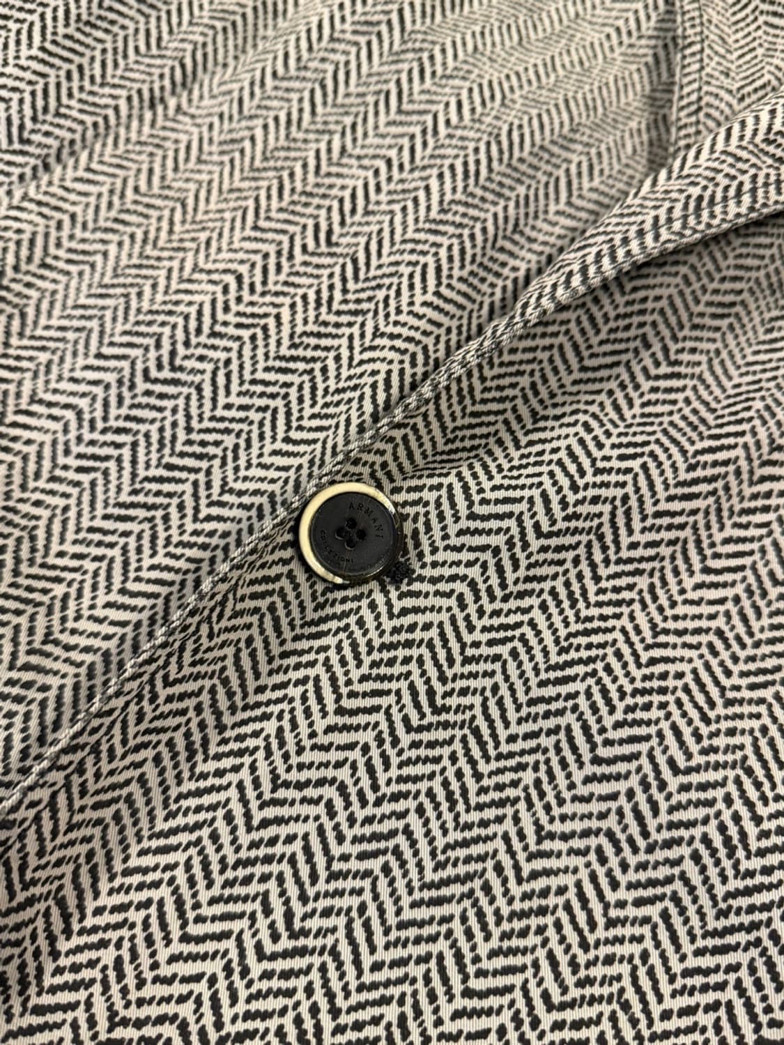 아르마니 꼴레지오니 헤링본 블레이저 남성105 상품이미지8