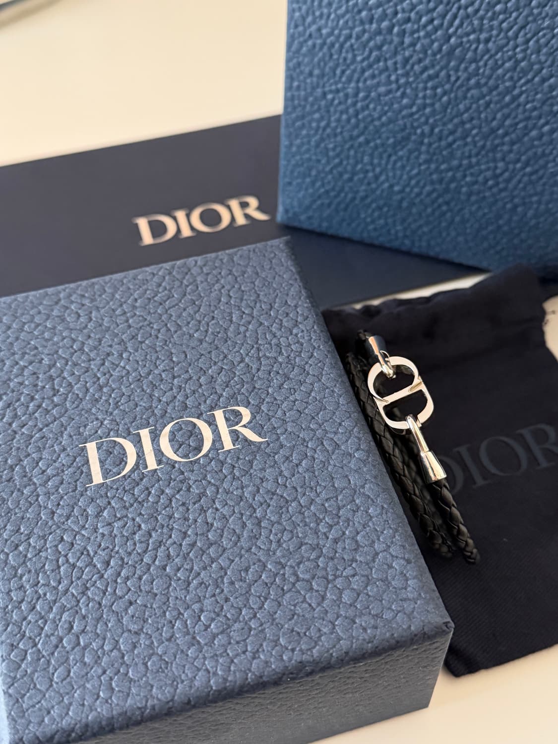디올 CD Icon 브레이드 가죽 더블 팔찌 팝니다 상품이미지3