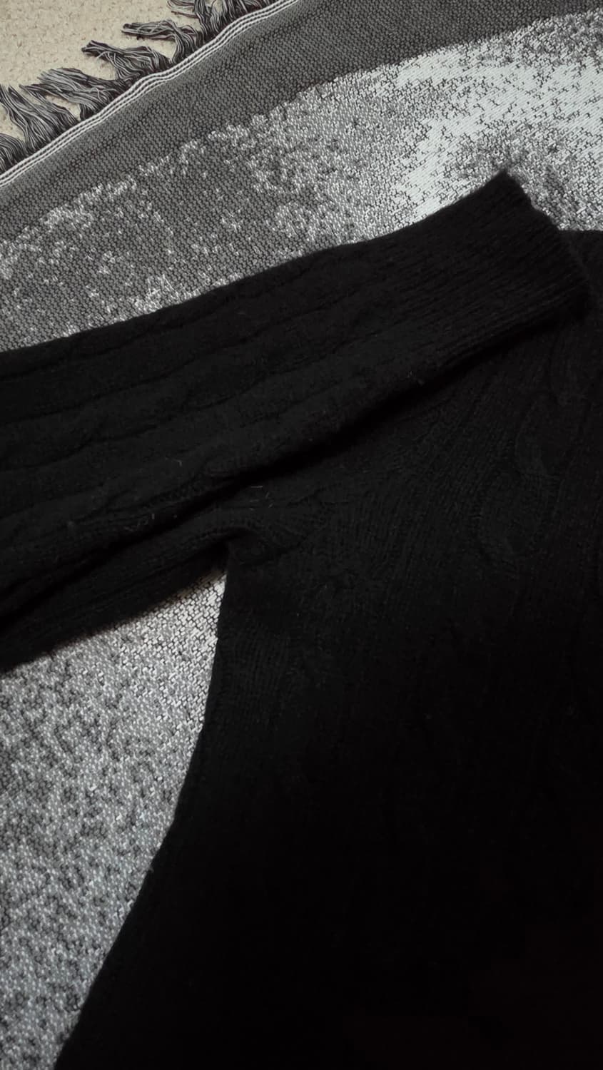 폴로 랄프로렌 여성용 울캐시미어 브이넥 케이블 니트 블랙 S 상품이미지6