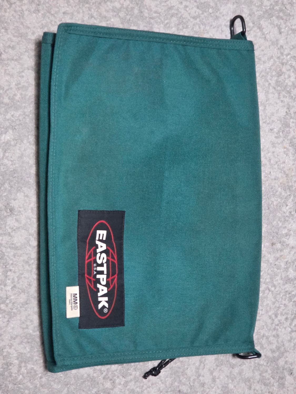 이스트팩x메종 마르지엘라 크로스백 상품이미지1