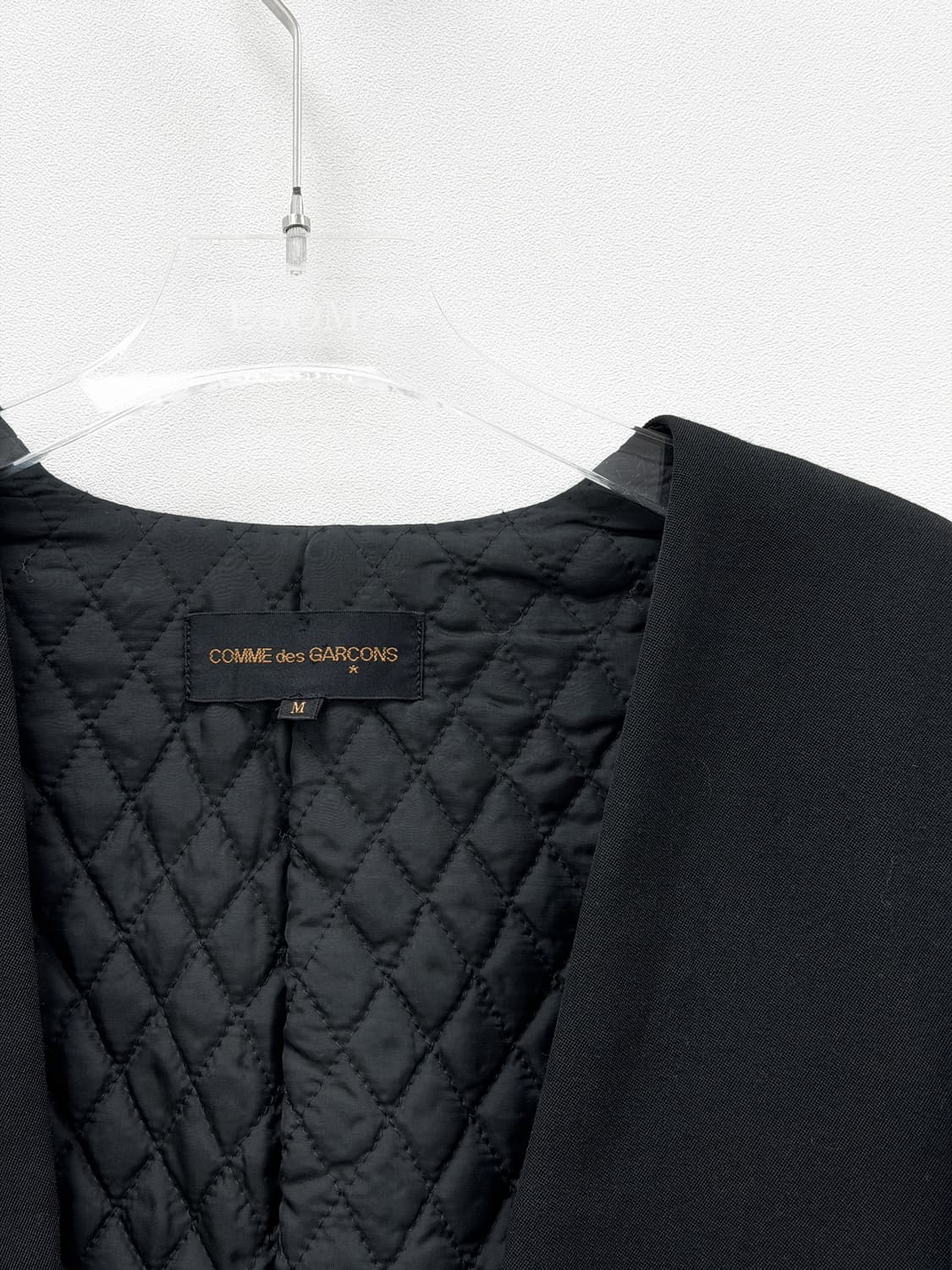 꼼데가르송 울 퀼팅 크롭 자켓 상품이미지3