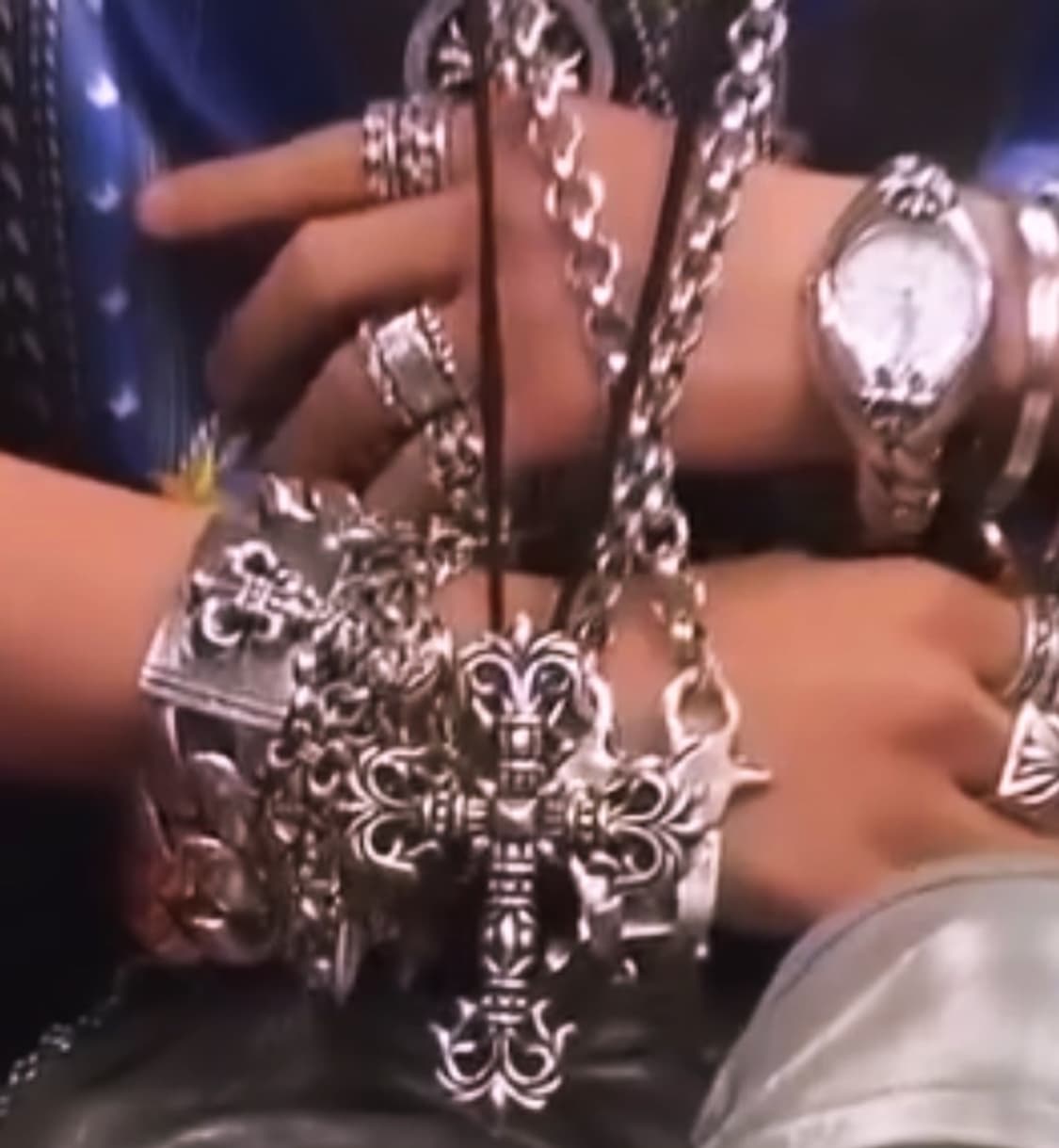 GD착용 크롬하츠 필리그리 XL 펜던트 볼로팁 목걸이 상품이미지1