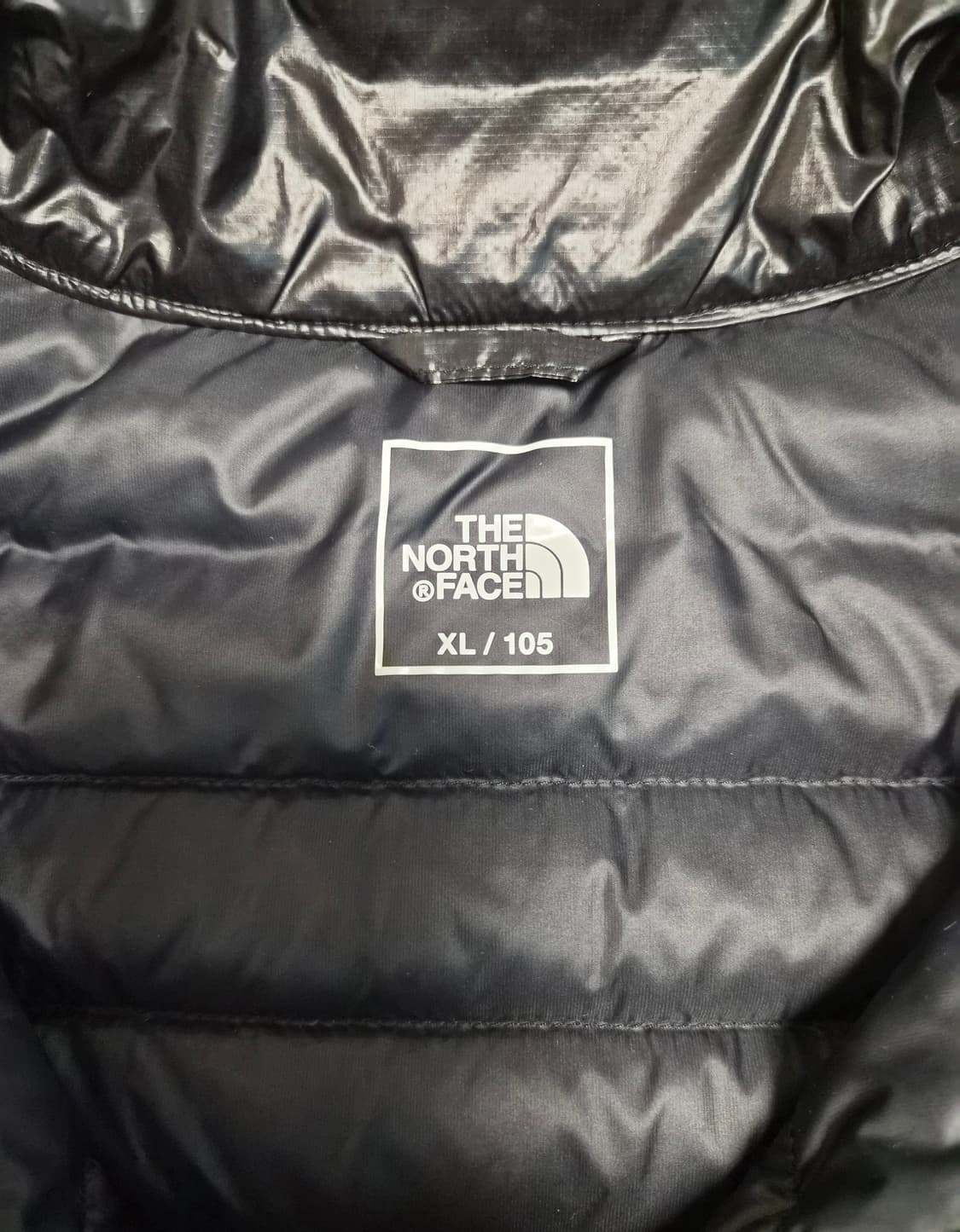 노스페이스 아레날 블랙 유광 경량패딩 105 상품이미지4