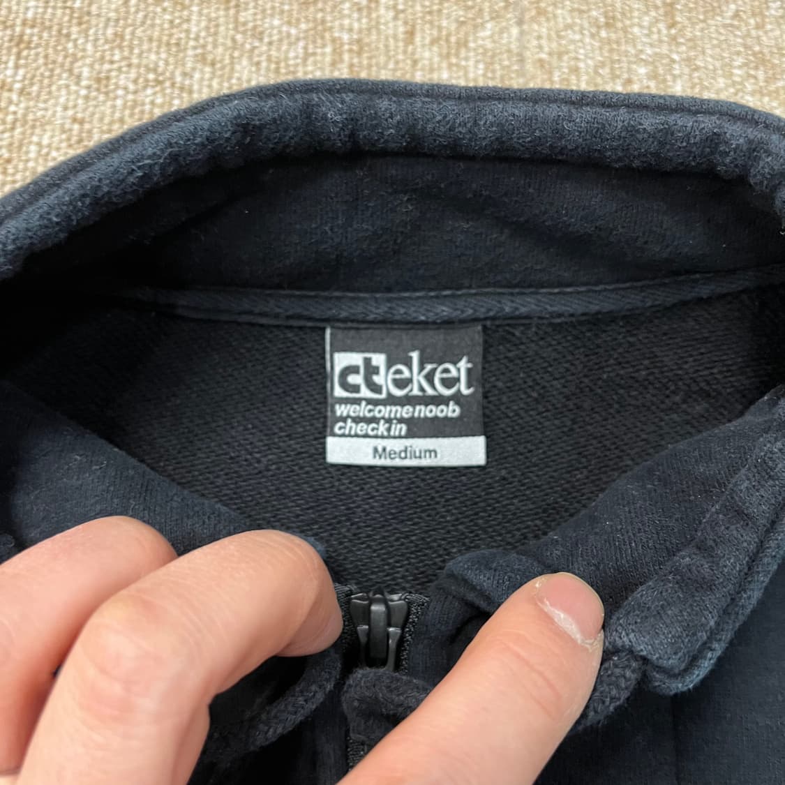  테켓 반집업 맨투맨 상품이미지3