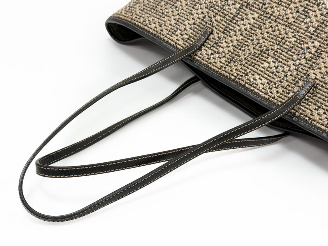 펜디 우븐 주카 레더 트리밍 롤 쇼퍼백 상품이미지5