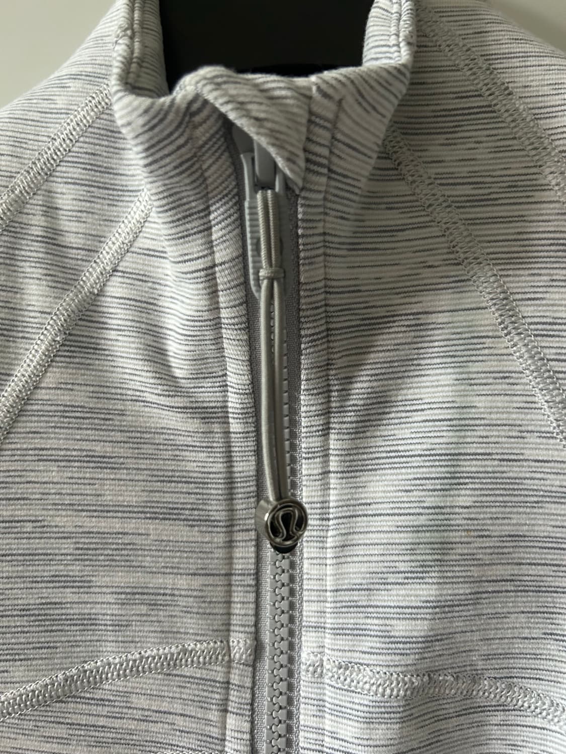 룰루레몬 디파인자켓 상품이미지2