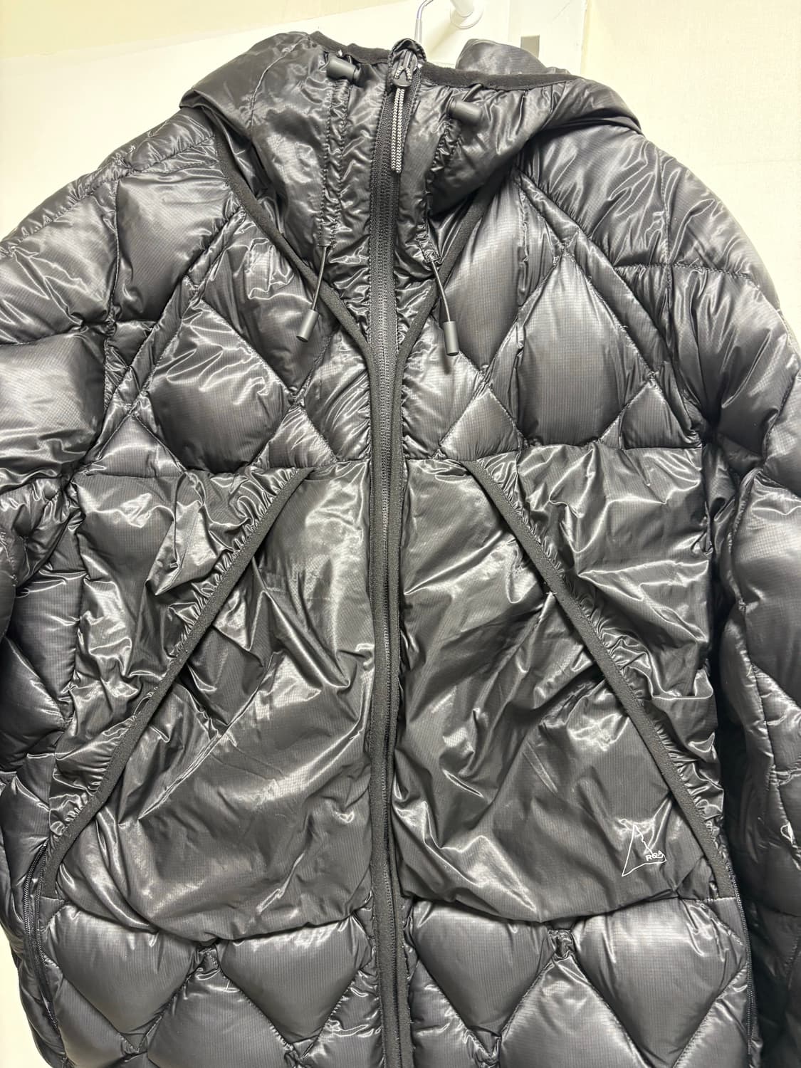 로아 하이킹 패딩 M 상품이미지2