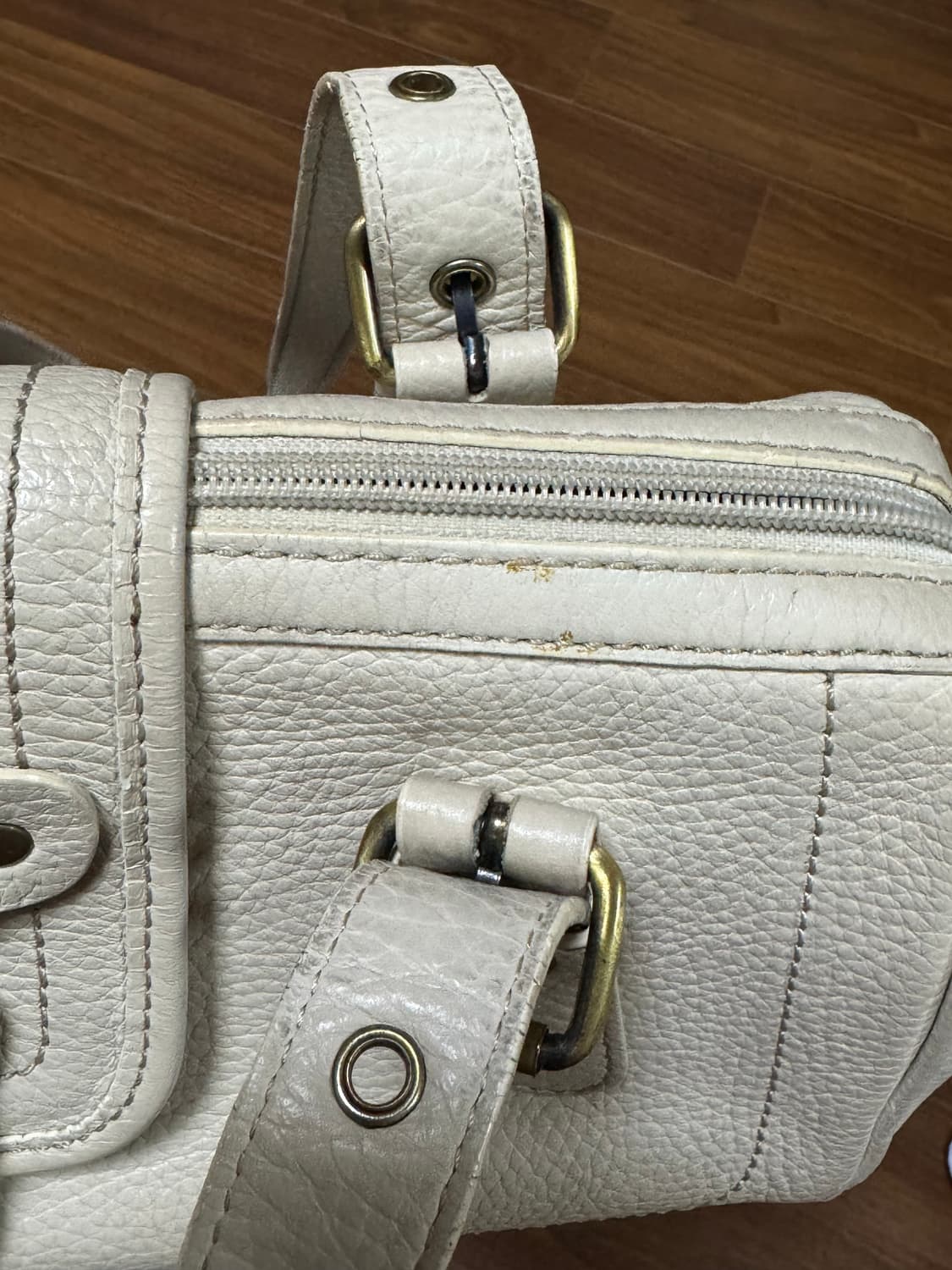 앤클라인 아이보리 버클 숄더백 상품이미지8