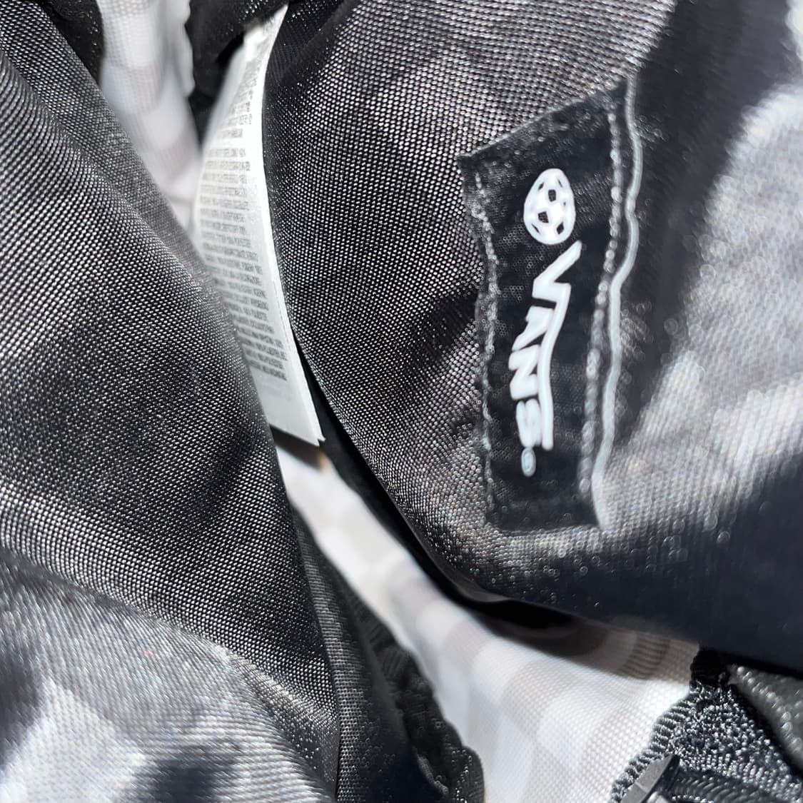 반스 Go Getter 체커보드 미니 더블 포켓 블랙 크로스백 상품이미지3