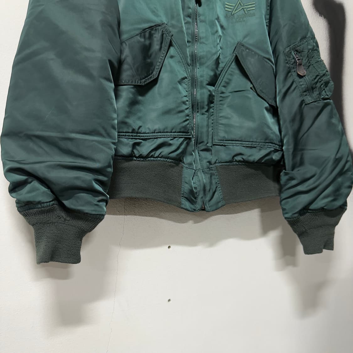 알파인더스트리 USA 90s 딥 카키 Ma-1 자켓 상품이미지5