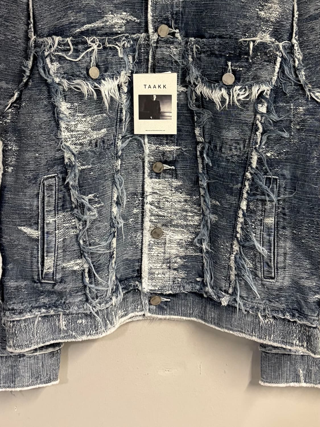 TAAKK distressed denim jacket  상품이미지3