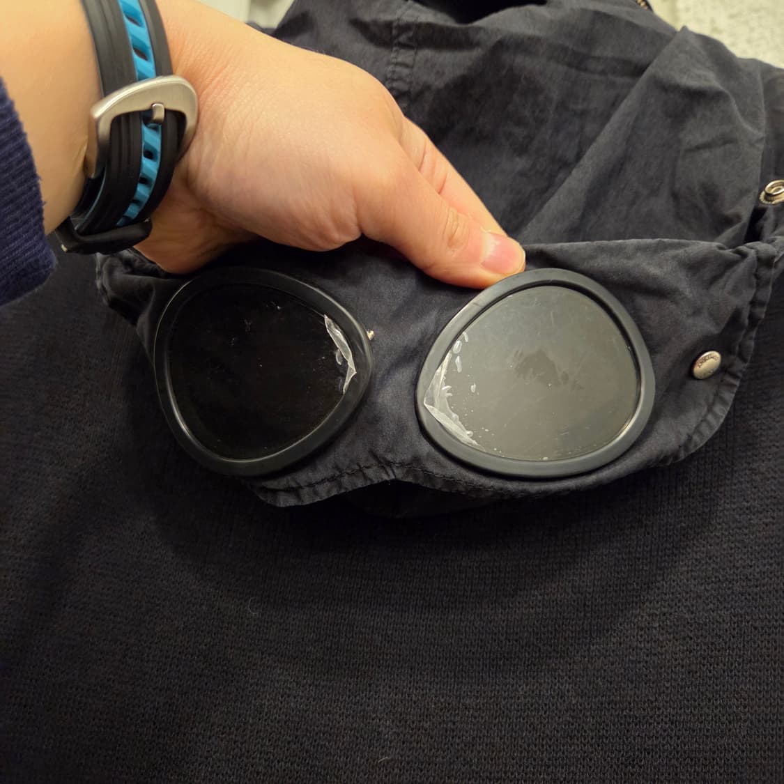 cp컴퍼니 고글 니트 후드 집업 100 상품이미지3