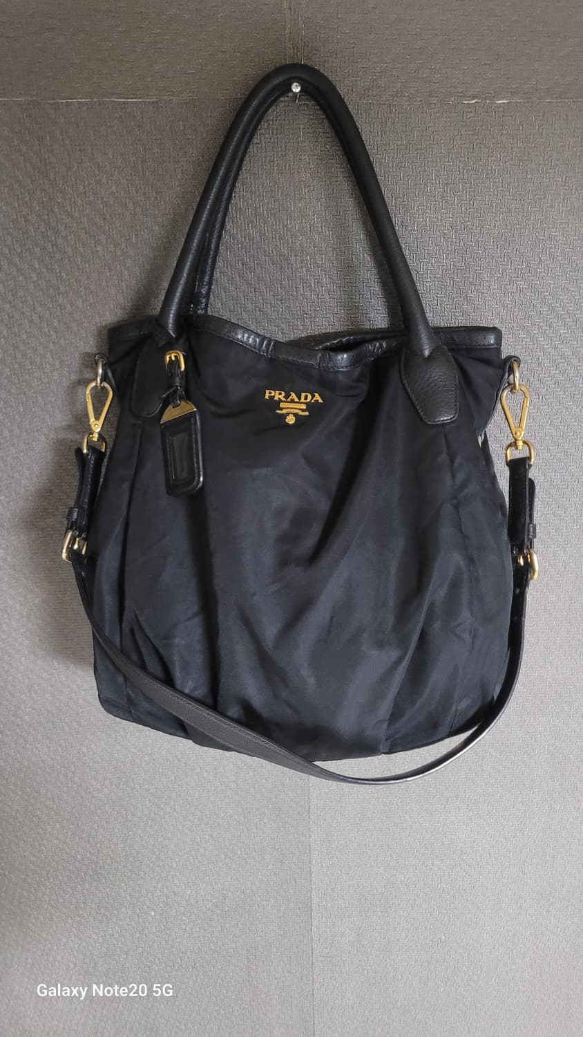 프라다 나일론 크로스백 상품이미지1