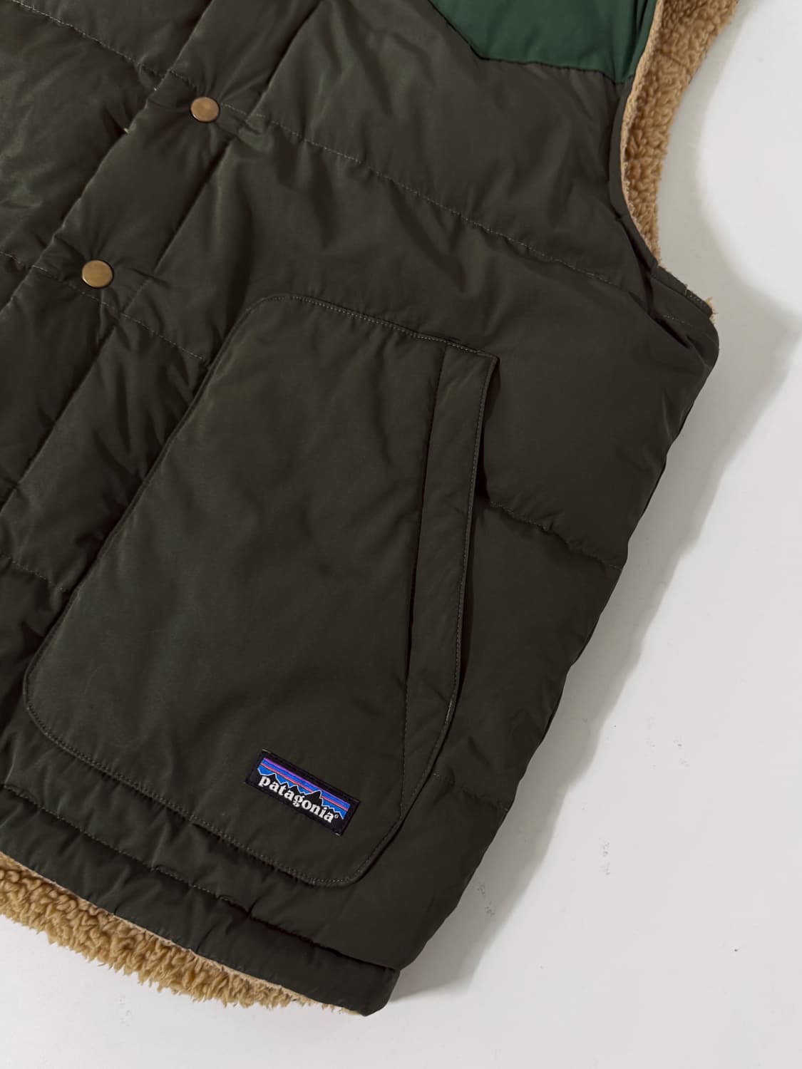 파타고니아 오버핏 비비 다운 리버서블 베스트 상품이미지8