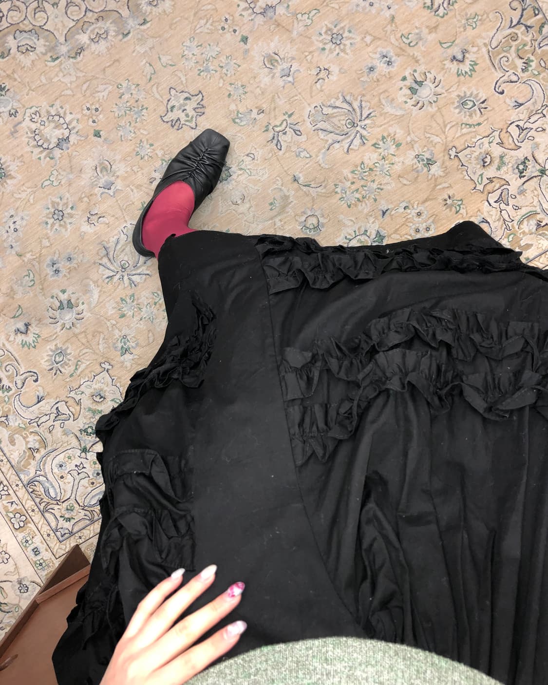 블랙 프릴 미디 스커트 상품이미지3