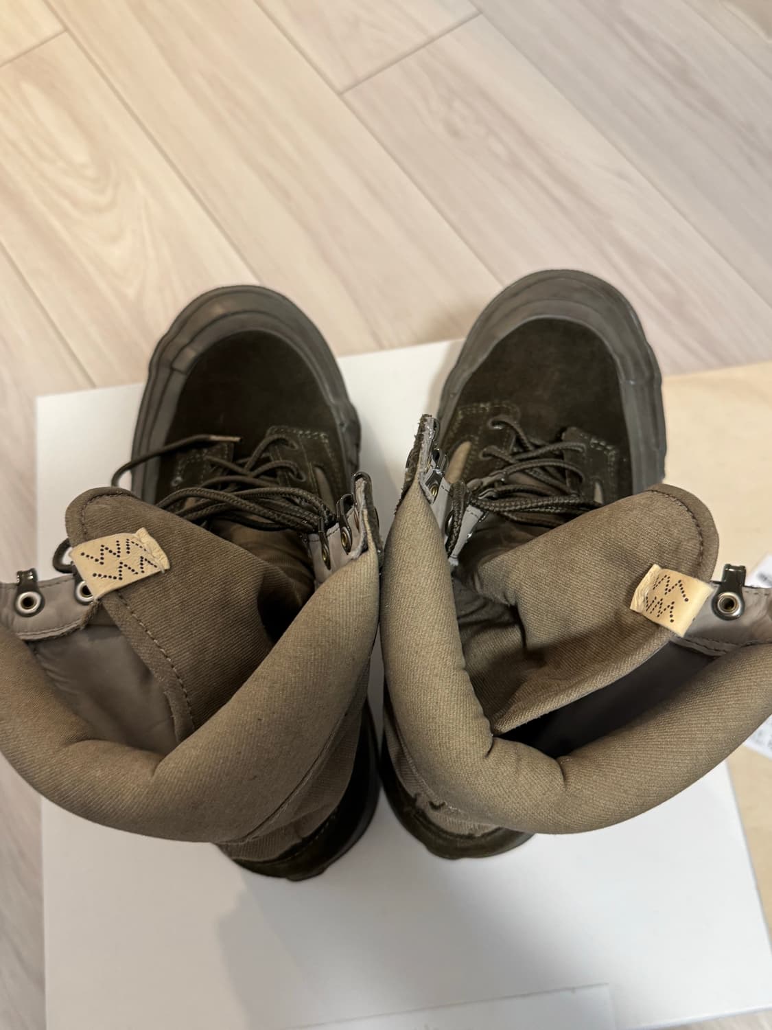 비즈빔 Contrary Dept Tesota  상품이미지6