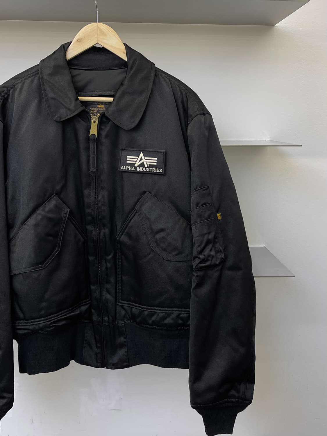 알파인더스트리 U.S.A.F CWC-45/P 플라이트 자켓 상품이미지2