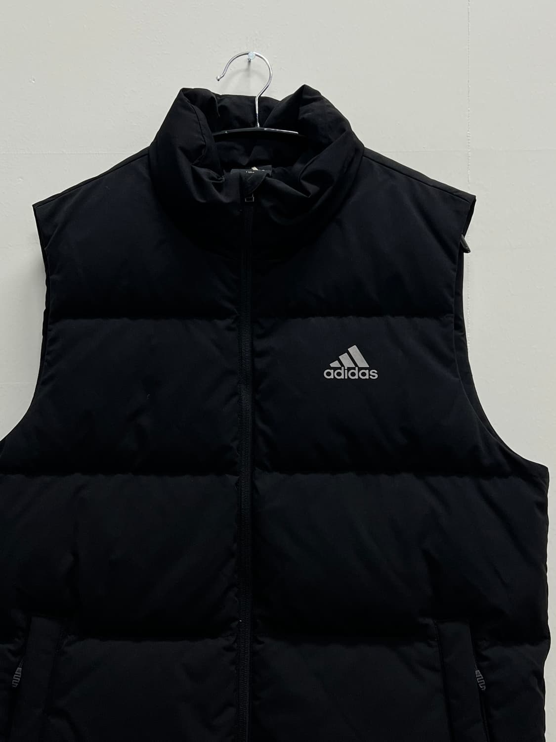 아디다스 시틴스 덕다운 조끼 패딩 베스트 블랙 상품이미지3