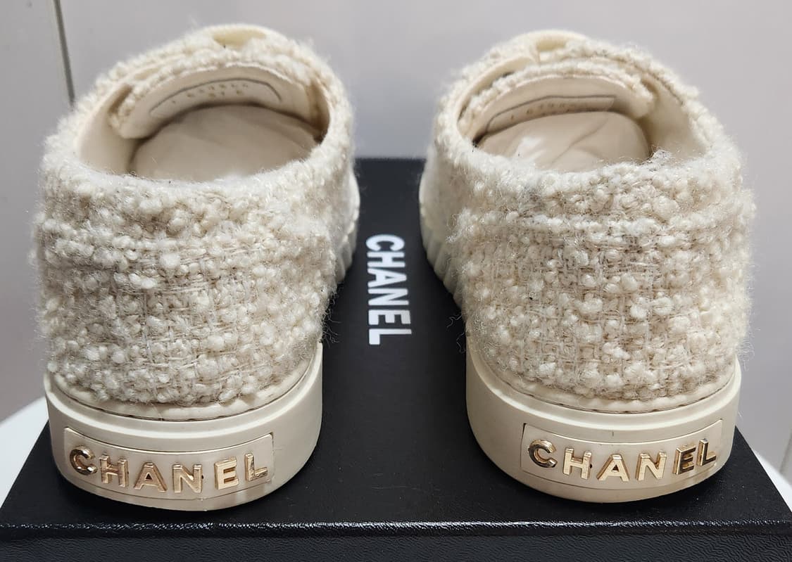 [정품] 샤넬 스니커즈 운동화 CC로고 코튼 트위드 아이보리/블랙 37C 상품이미지4