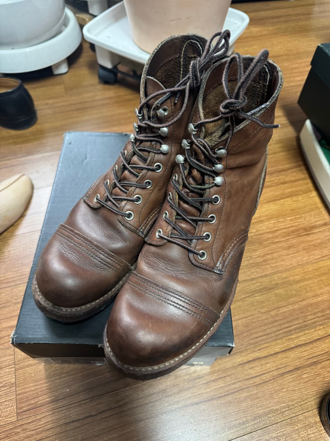 레드윙 아이언레인저 8111 260사이즈  상품이미지1