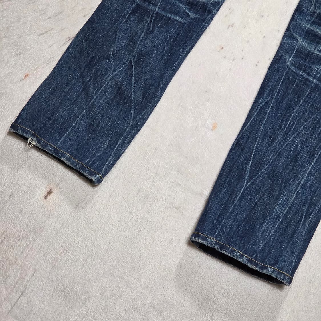 빈티지 워싱 애니멀 패턴 스트레이트핏 데님 팬츠 상품이미지3