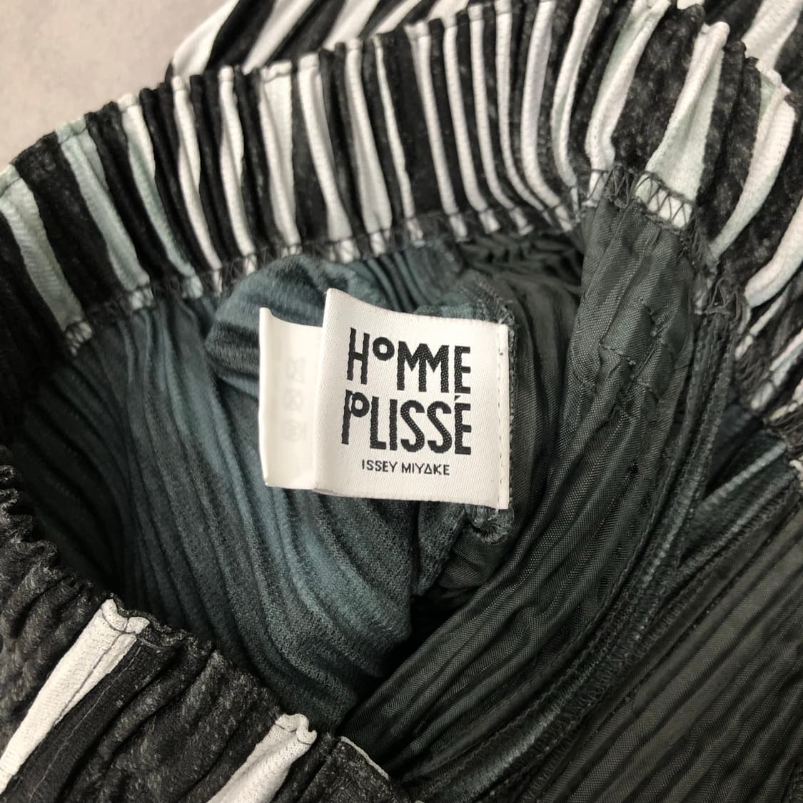 옴므플리세 이세이미야케 플리츠 팬츠 바지 2 상품이미지2