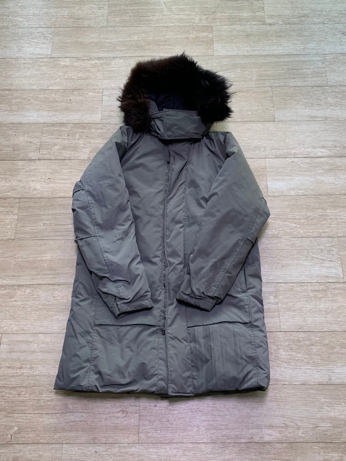 띠어리 구스다운 포켓 파카 패딩 상품이미지1